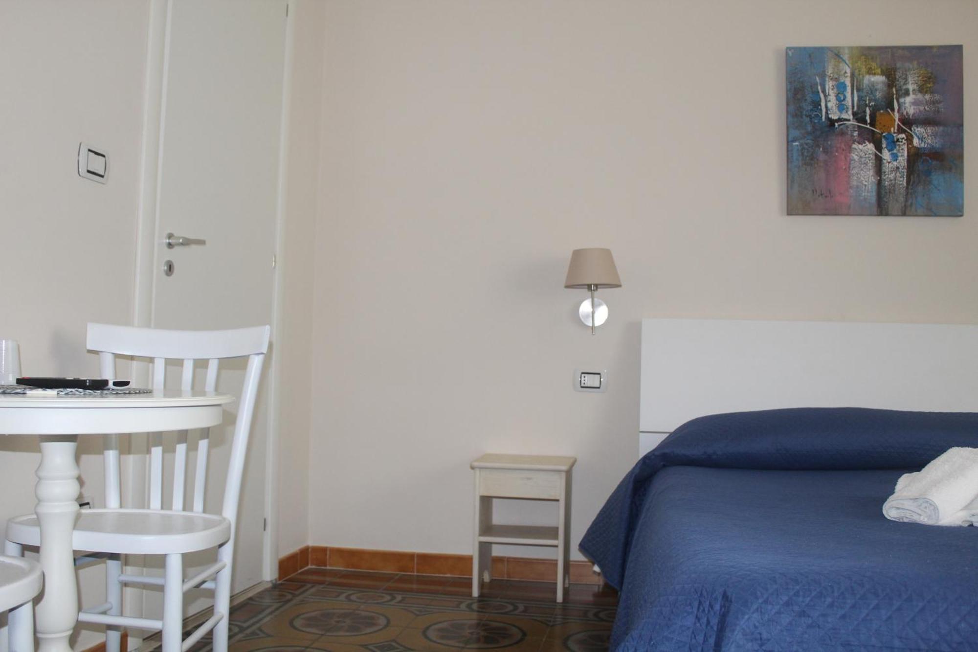 Bed and Breakfast Donna Melina Mileto Экстерьер фото
